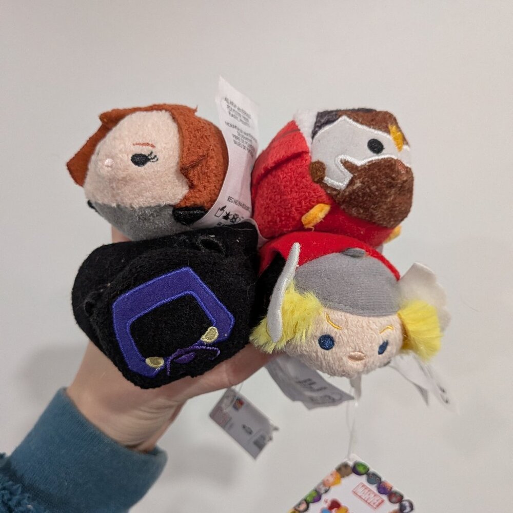 *3/$10* Set of 4 Avengers Tsum Tsums Stuffed Toyes